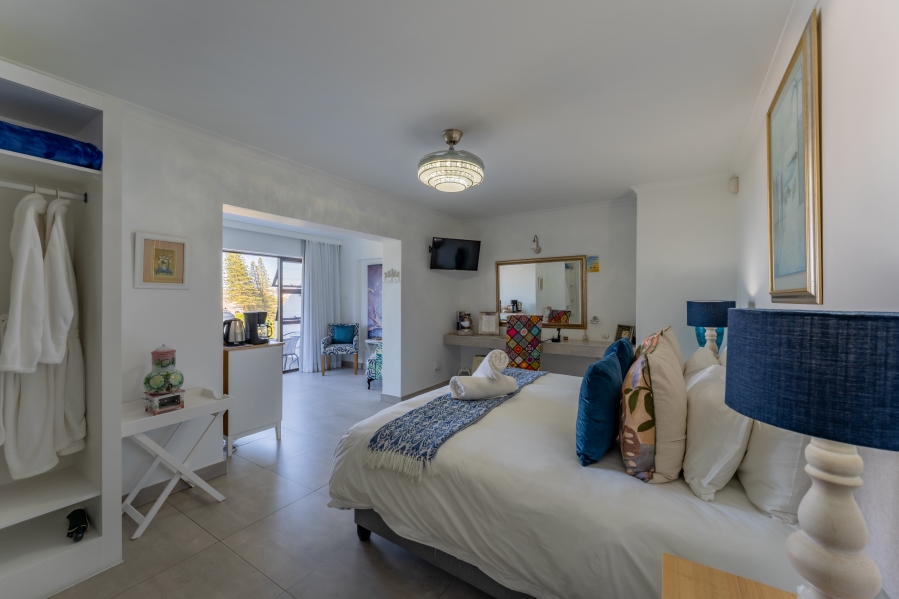10 Bedroom Property for Sale in St Francis Bay Village Eastern Cape